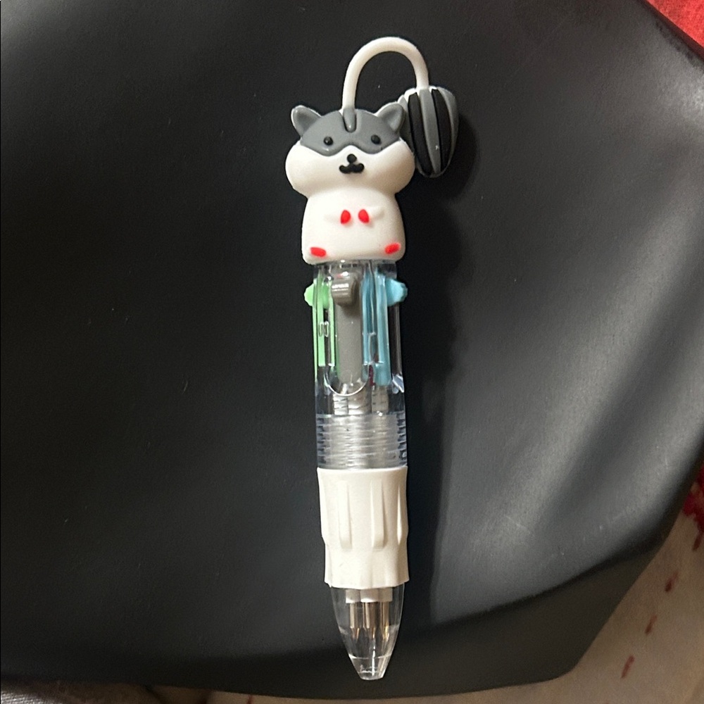 Cute Multicolor Pen with Animal Topper cat/mouse red , blue, green andblack ink